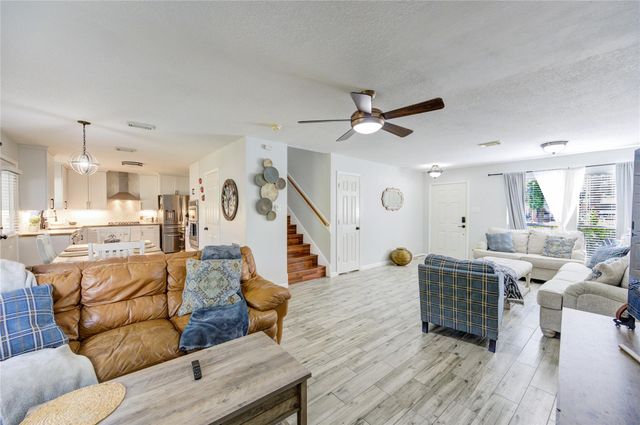 21018 Fox Walk Trail, Humble, TX 77338