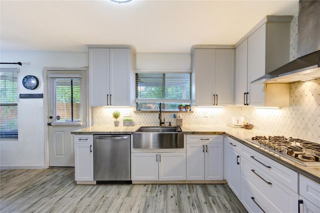 21018 Fox Walk Trail, Humble, TX 77338