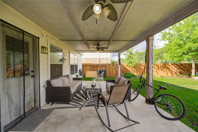 21018 Fox Walk Trail, Humble, TX 77338