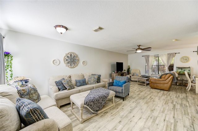 21018 Fox Walk Trail, Humble, TX 77338