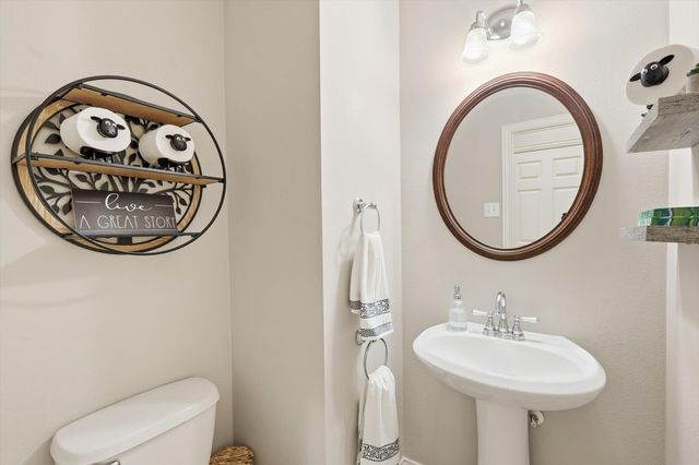 1013 Dayton Drive, Lantana, TX 76226