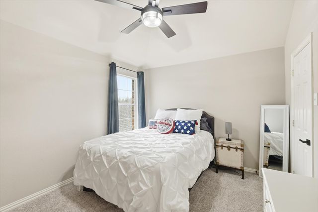 1013 Dayton Drive, Lantana, TX 76226