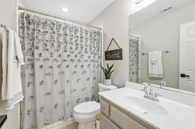 1013 Dayton Drive, Lantana, TX 76226