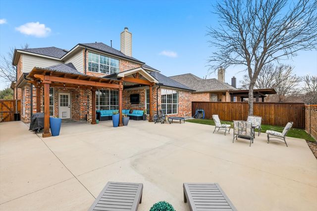 1013 Dayton Drive, Lantana, TX 76226