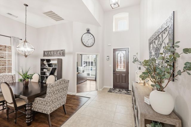 1013 Dayton Drive, Lantana, TX 76226