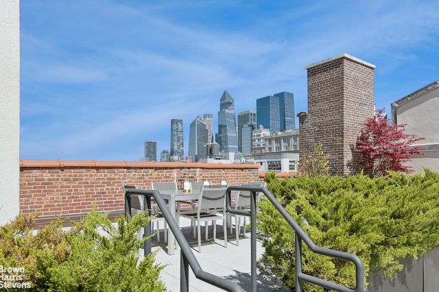 148 W 23rd St Apt 3A, New York City, NY 10011