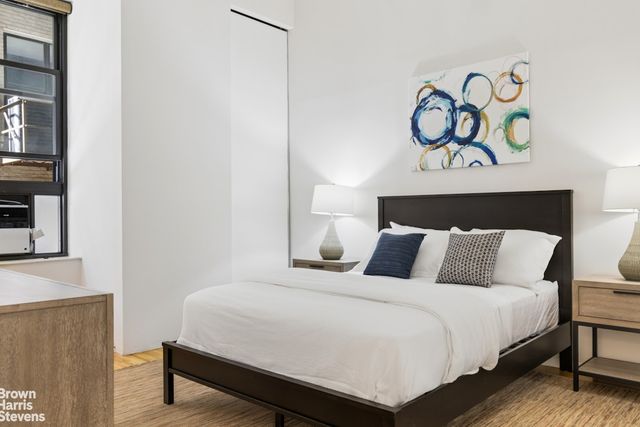 148 W 23rd St Apt 3A, New York City, NY 10011