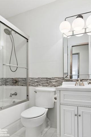 148 W 23rd St Apt 3A, New York City, NY 10011