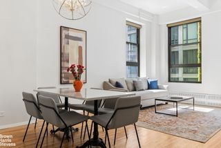 148 W 23rd St Apt 3A, New York City, NY 10011