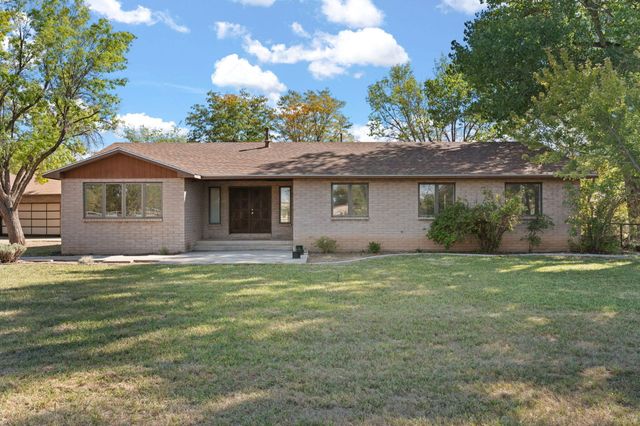 11 Riverside Road, Peralta, NM 87042