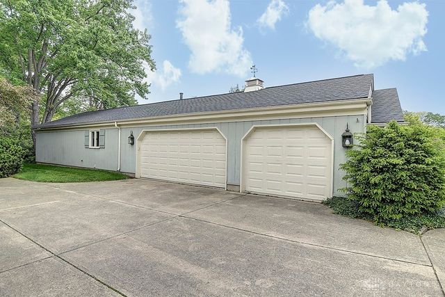 6107 Old Spanish Trail, Washington Twp, OH 45459