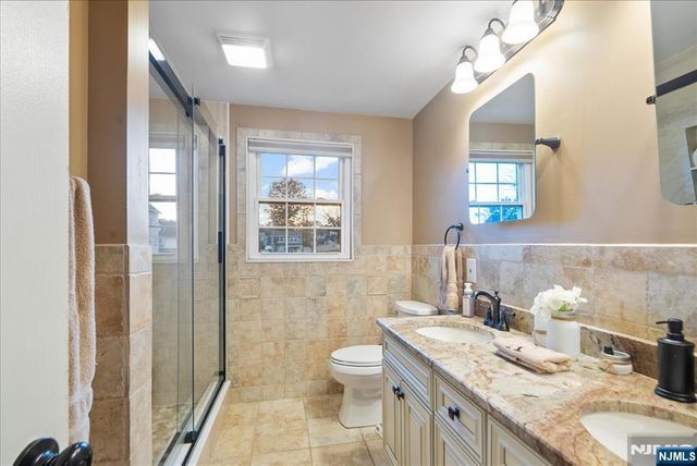 239 Lexington Avenue, Paterson, NJ 07502