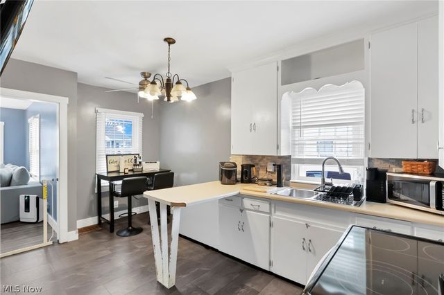 1222 Seborn Avenue, Zanesville, OH 43701