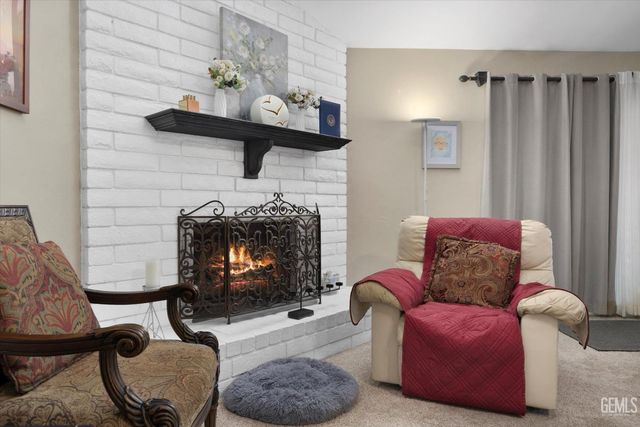 705 Bermuda Street, Bakersfield, CA 93301