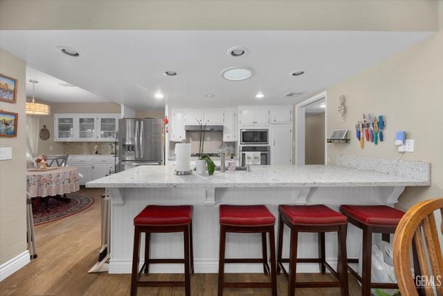 705 Bermuda Street, Bakersfield, CA 93301