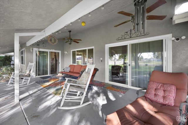 705 Bermuda Street, Bakersfield, CA 93301