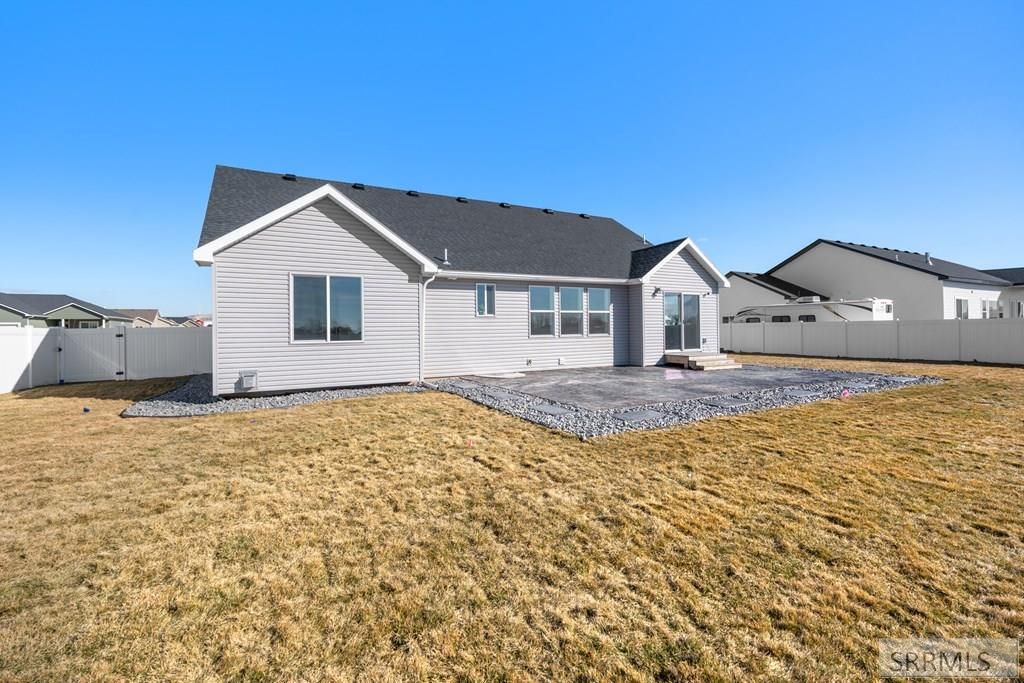Image 11 of property listing at 1880 Bellagio Drive, Idaho Falls, ID 83401