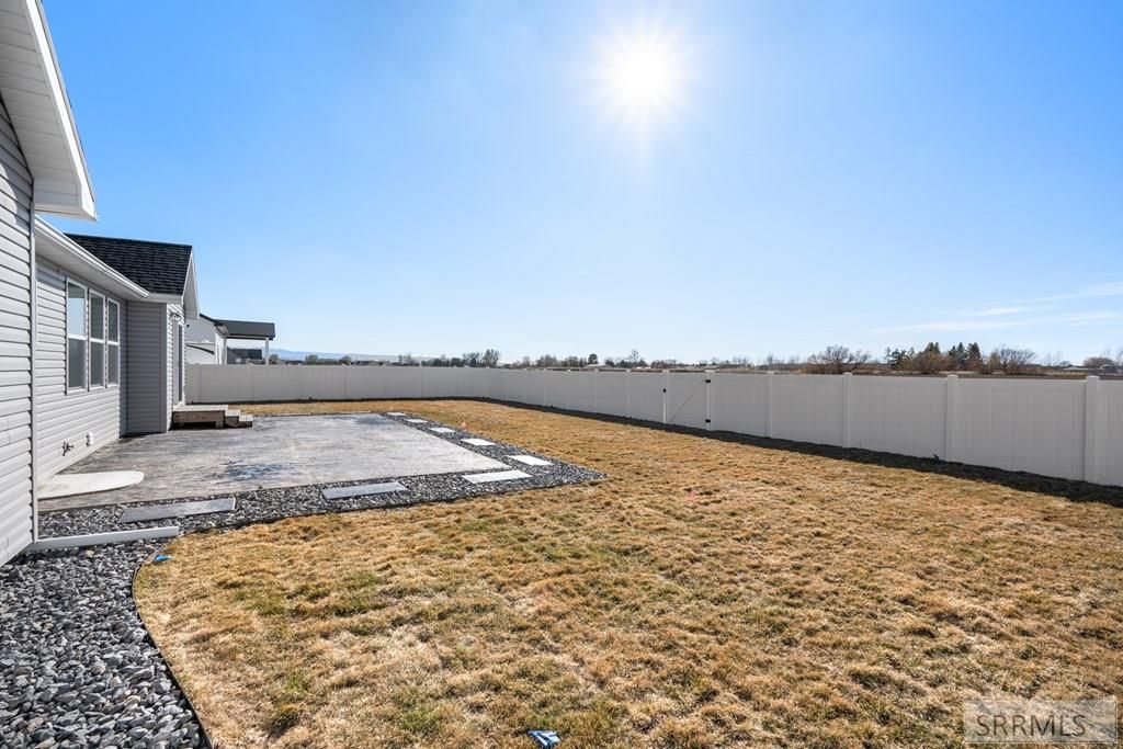 Image 12 of property listing at 1880 Bellagio Drive, Idaho Falls, ID 83401