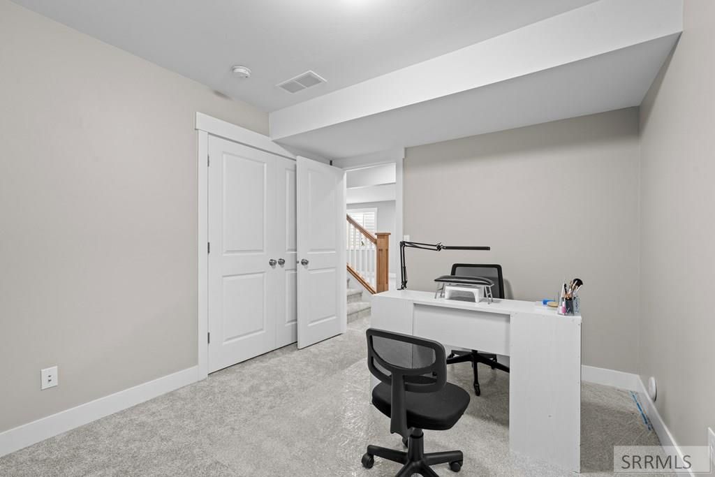 Image 42 of property listing at 1880 Bellagio Drive, Idaho Falls, ID 83401