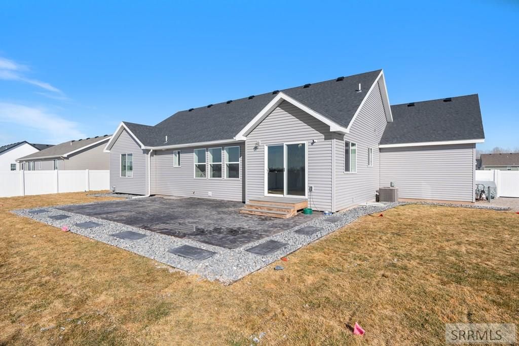 Image 9 of property listing at 1880 Bellagio Drive, Idaho Falls, ID 83401