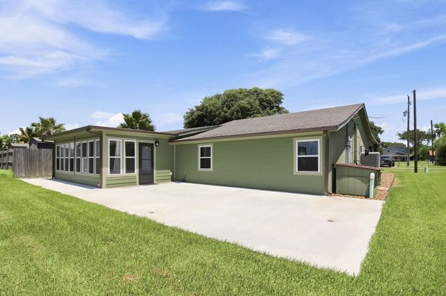 4410 Morrow Street, Freeport, TX 77541