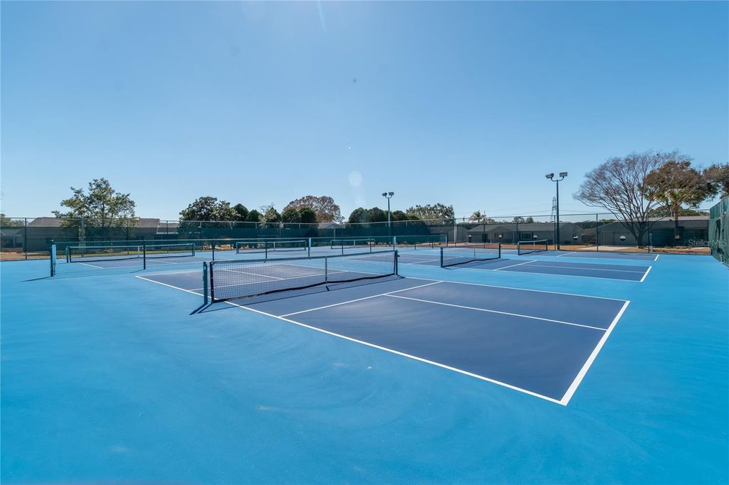 Image 50 of property listing at 17724 SE 95TH COURT, Summerfield, FL 34491