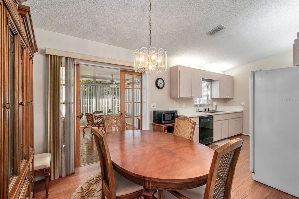 Image 8 of property listing at 17724 SE 95TH COURT, Summerfield, FL 34491