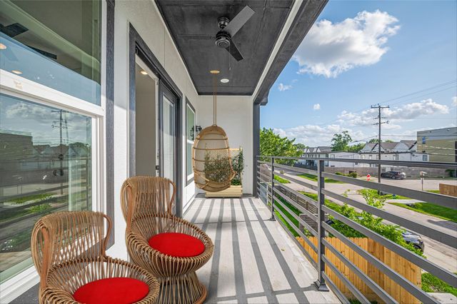 6747 Liverpool Street, Houston, TX 77021