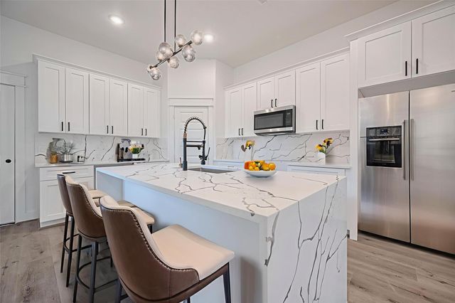 6747 Liverpool Street, Houston, TX 77021