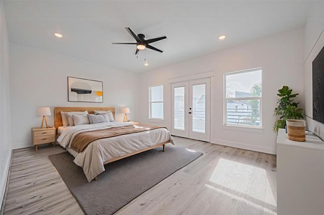 6747 Liverpool Street, Houston, TX 77021