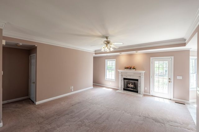 251 Allen Dr, Greenbrier, TN 37073