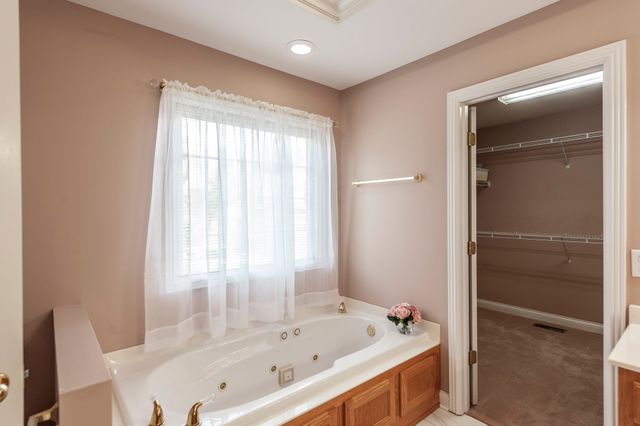 251 Allen Dr, Greenbrier, TN 37073