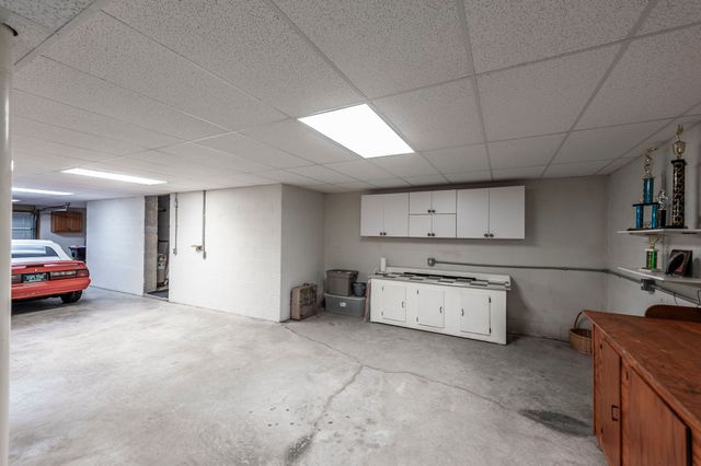 251 Allen Dr, Greenbrier, TN 37073