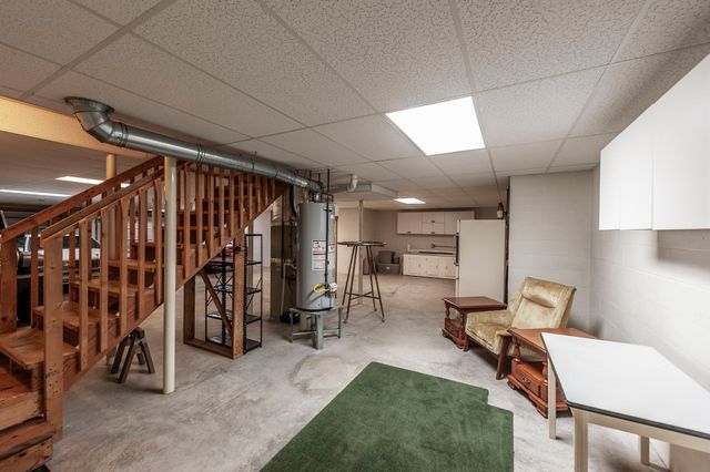 251 Allen Dr, Greenbrier, TN 37073