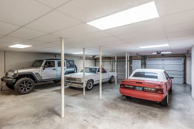 251 Allen Dr, Greenbrier, TN 37073