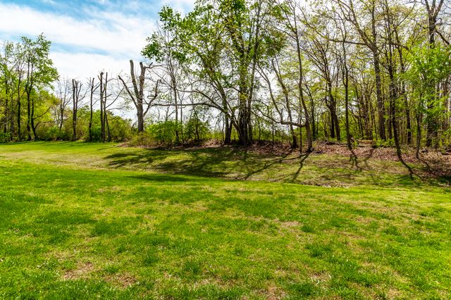 251 Allen Dr, Greenbrier, TN 37073