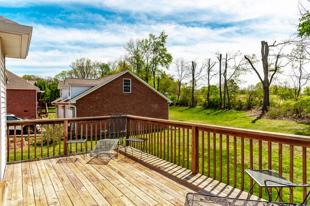 251 Allen Dr, Greenbrier, TN 37073