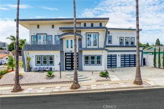 7702 Alberta, Huntington Beach, CA 92648