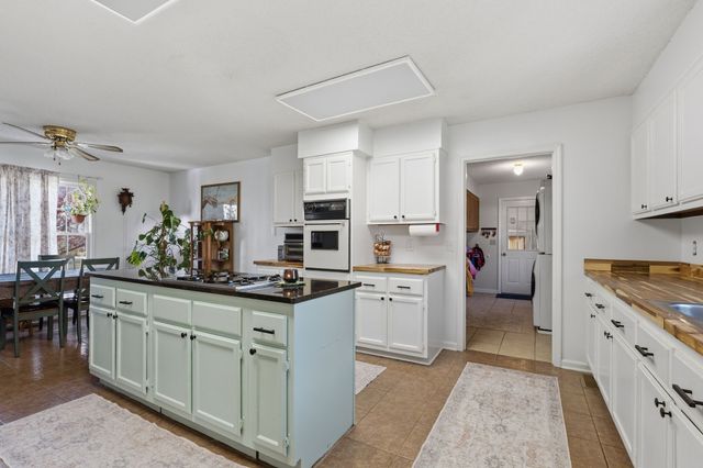 91 Whispering Oaks St, Summertown, TN 38483