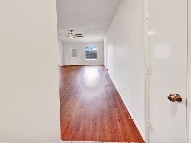 2090 Ridgewood Cir, Ingleside, TX 78362