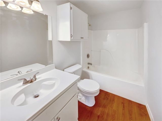 2090 Ridgewood Cir, Ingleside, TX 78362