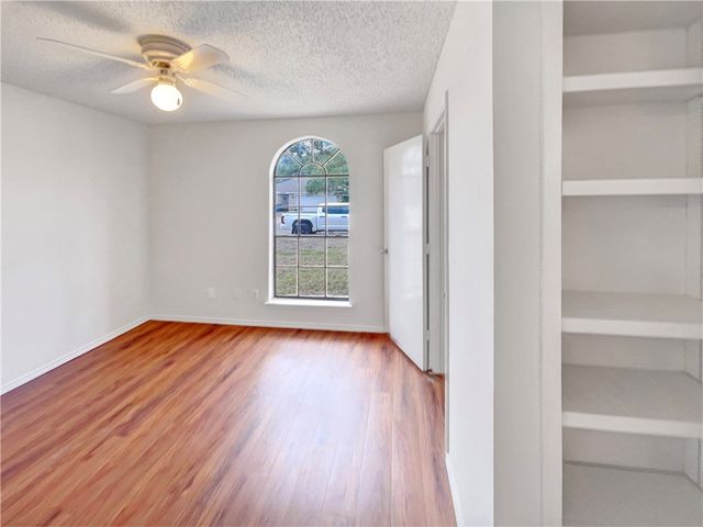 2090 Ridgewood Cir, Ingleside, TX 78362