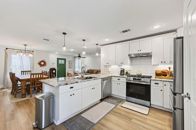603 Penick Road, Waller, TX 77484