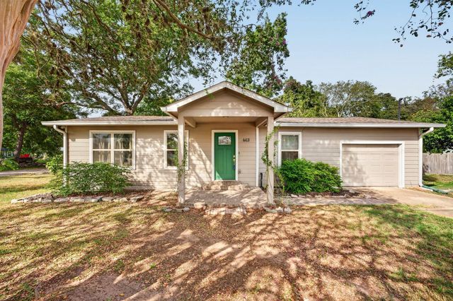 603 Penick Road, Waller, TX 77484