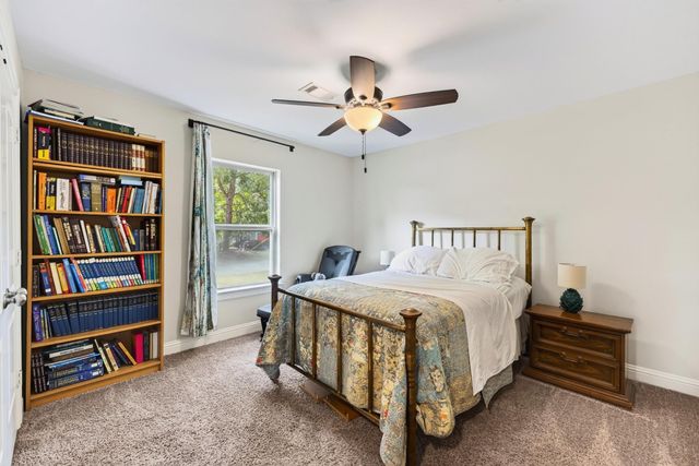 603 Penick Road, Waller, TX 77484