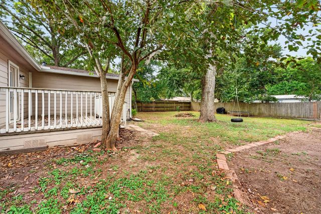 603 Penick Road, Waller, TX 77484