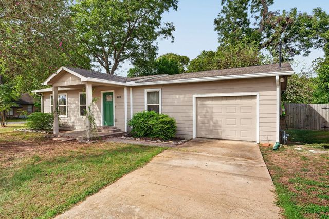 603 Penick Road, Waller, TX 77484
