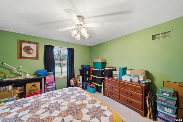 6 WOODHAVEN Court, Metamora, IL 61548