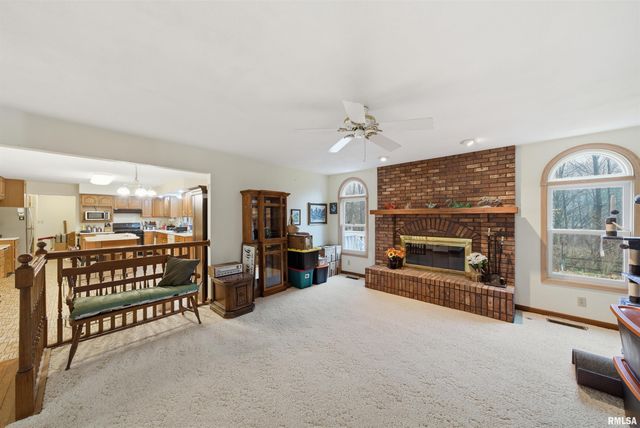 6 WOODHAVEN Court, Metamora, IL 61548