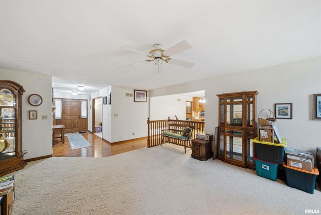 6 WOODHAVEN Court, Metamora, IL 61548